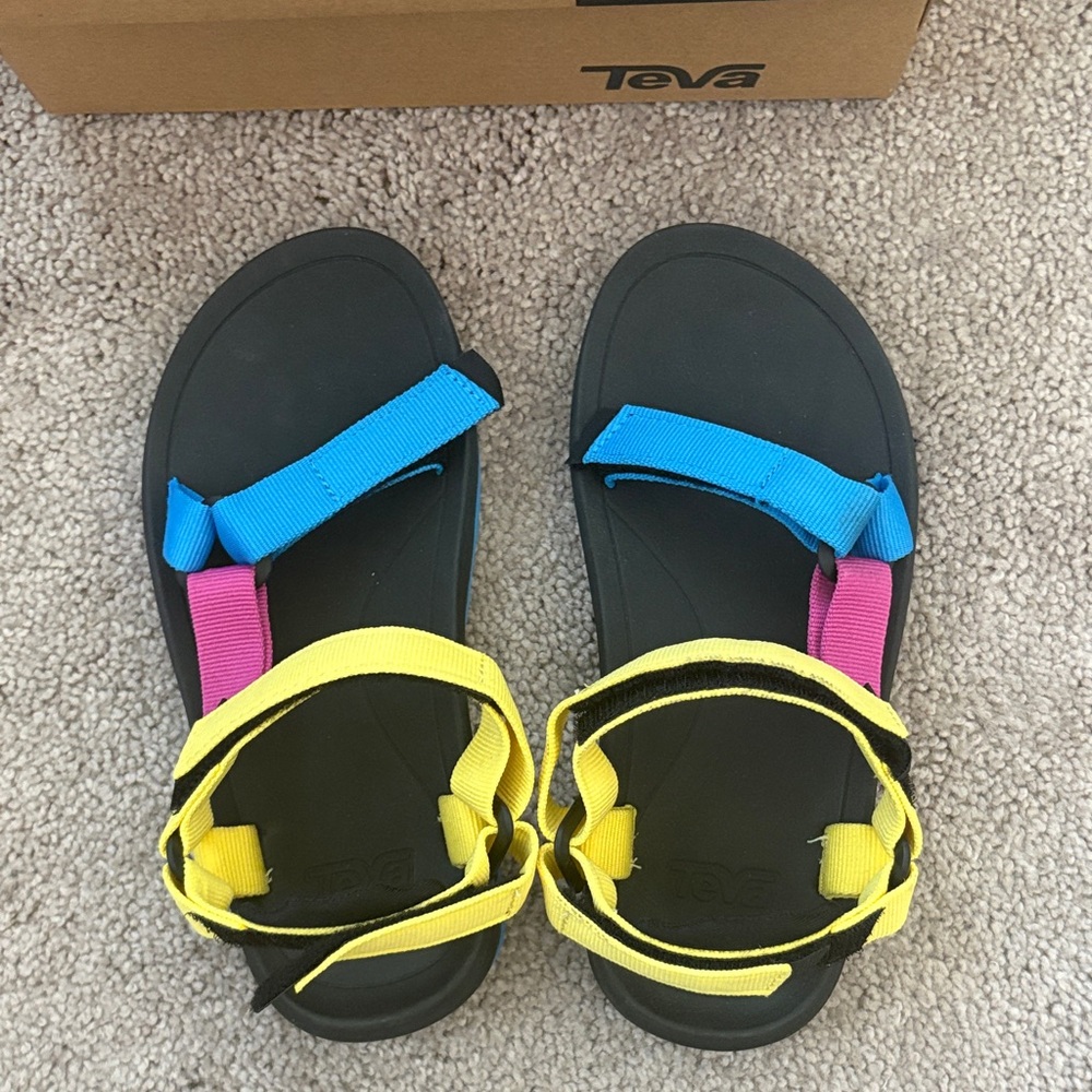 Teva- K Hurricane XLT2- Water Multi size 2